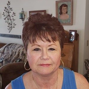 Meet your Posher, Denise